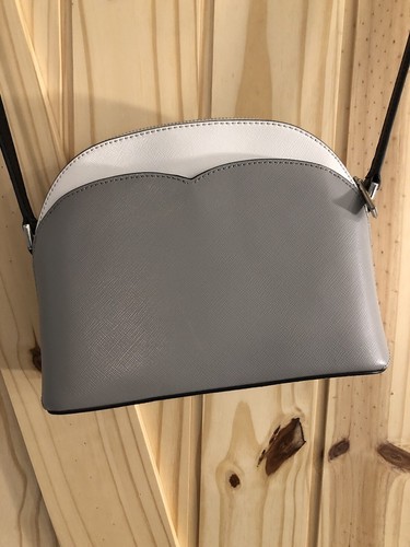 Kate Spade Payton Snail Small Dome Crossbody - Grey, Black, White - 第 4/8 張圖片