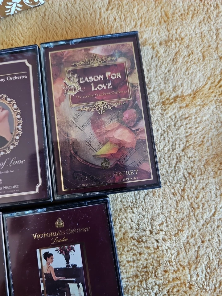 Victoria's Secret Classic By Request Collection Cassette Boxset (5) 1990 - Imagem 4 de 4