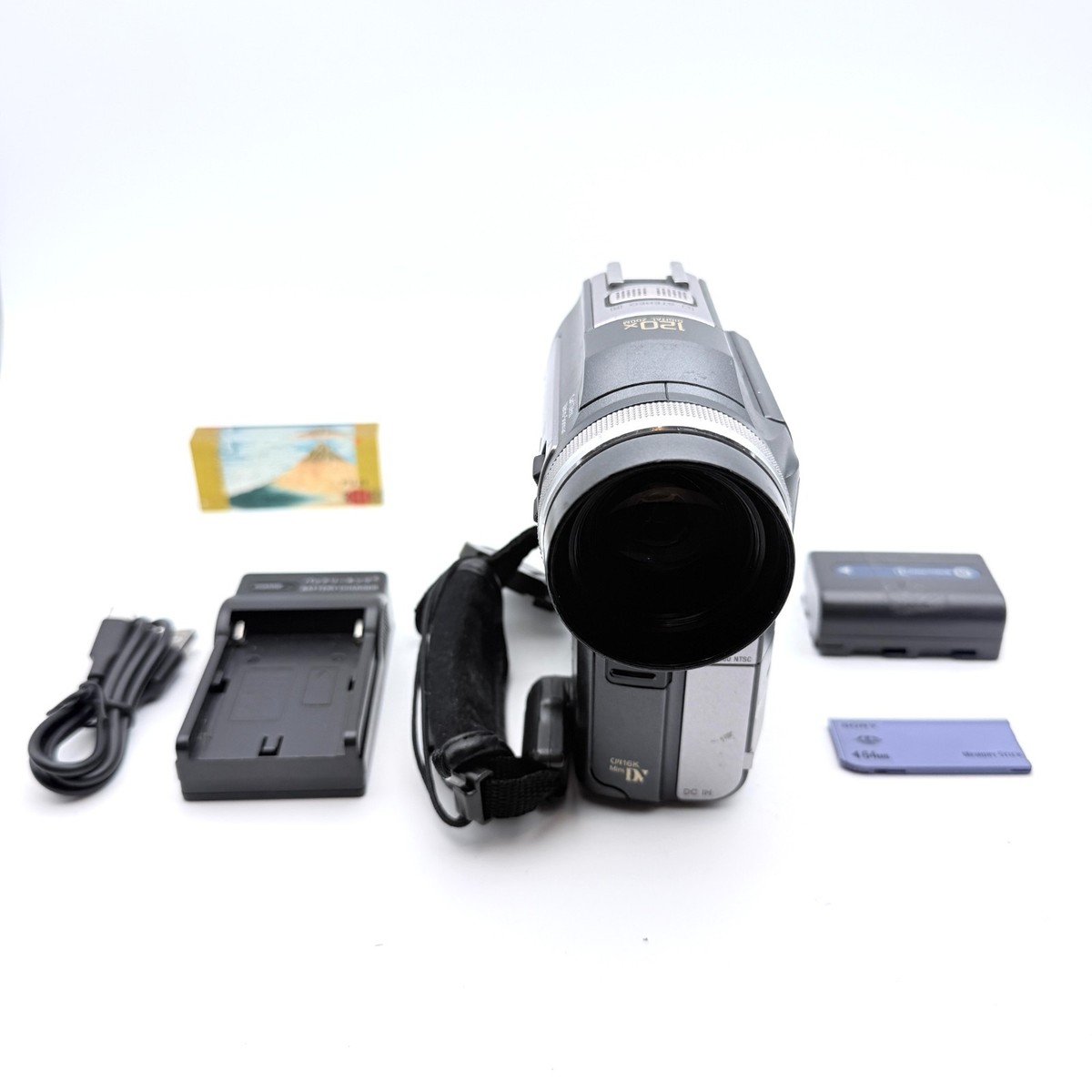 Sony Handycam DCR-PC300 MiniDV Camera Carl Zeiss 3.0MP Bluetooth