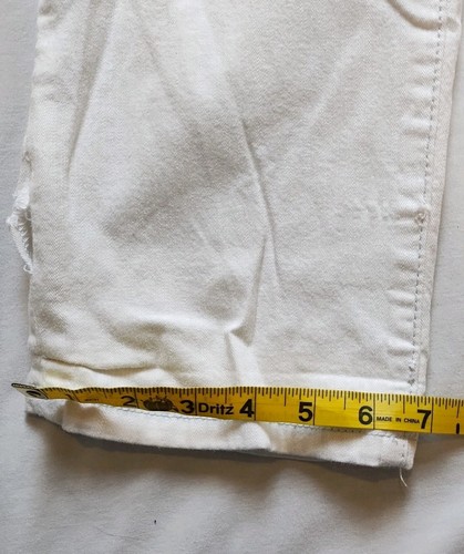 Bandolino Mandie Women's Size 8 White Denim Capris (30x23) - Picture 15 of 18