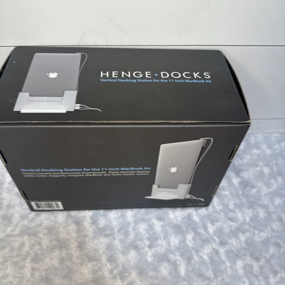 Henge Docks HD01VB11MBA For 11" MacBook Air Vertical Docking Station No Cords - Image 2 of 4