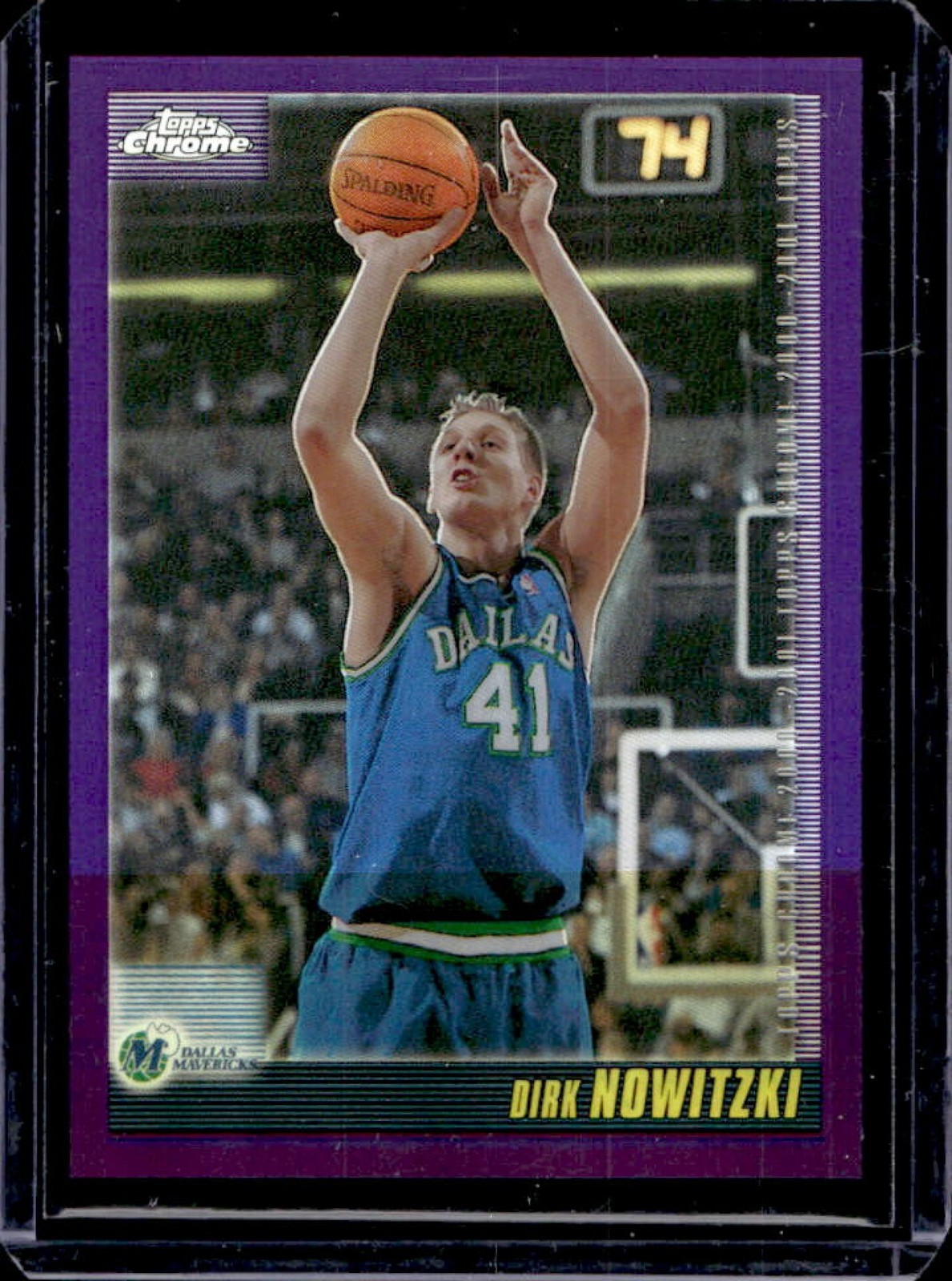 2000-01 Topps Chrome Dirk Nowitzki Refractor #13 Mavericks