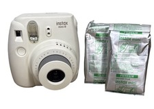 Fujifilm Instax Mini 8 Instant Film Camera & 2 Pack of Film (12/25) - White  EUC