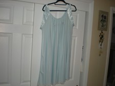 Lucie Ann Light Blue Nylon Nightgown - Size Large