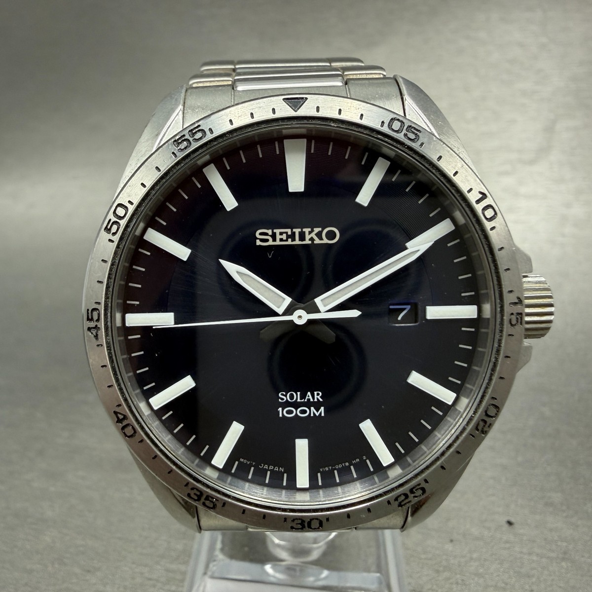 Seiko Solar Watch Men 42mm Blue Dial Silver Tone Date Round V157 Seiko Solar Watch Men 42mm Blue Dial Silver Tone Date Round V157