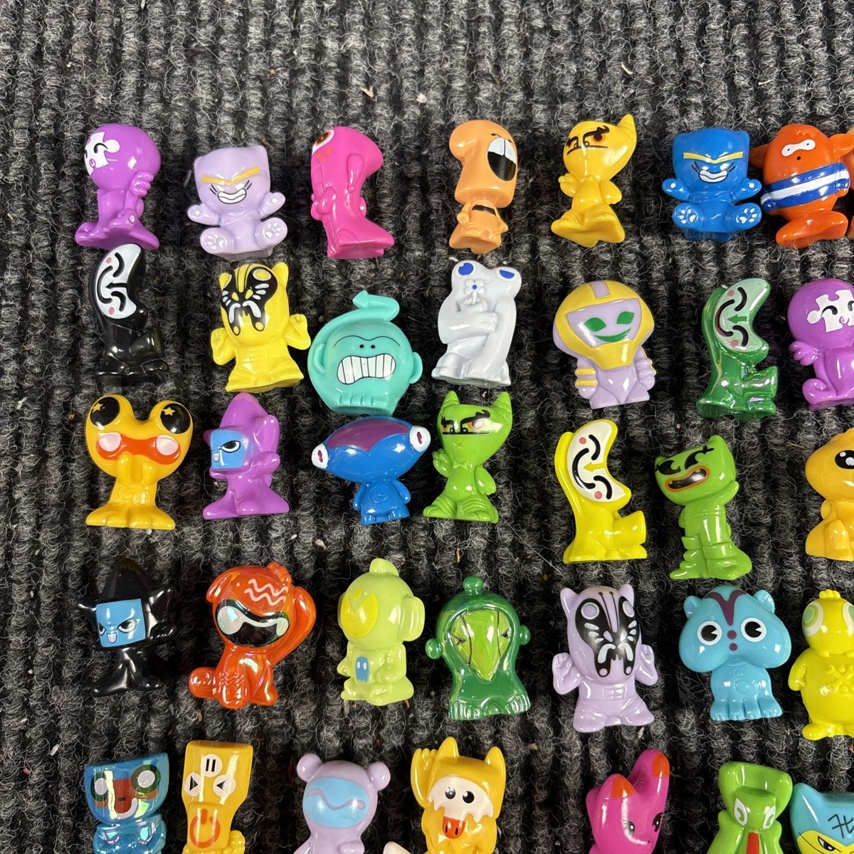 Gogo's Crazy Bones LARGE Lot Of 50 Figures SERIES 3 Y2K #5 | eBay