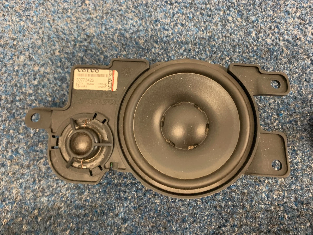 Volvo s40 store dynaudio