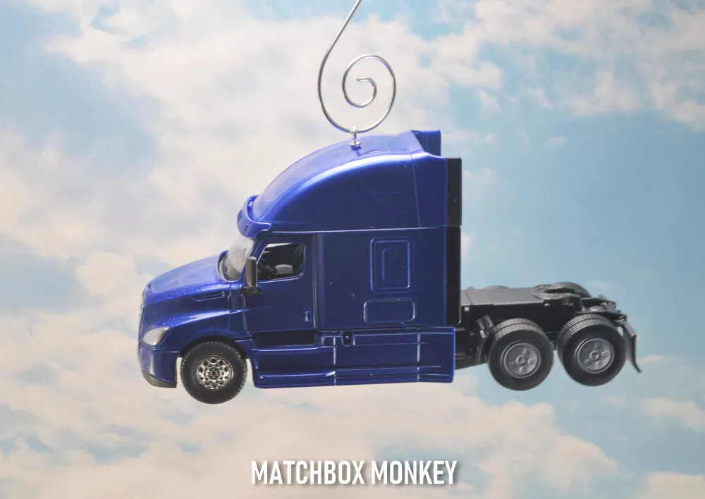 MONSTER ENERGY - FREIGHTLINER BIG RIG TRUCK (18 WHEELER)