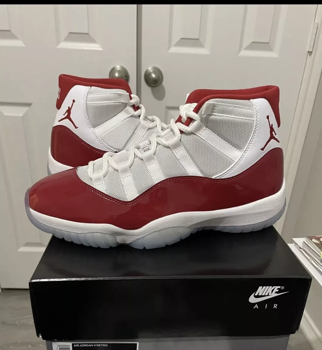 DS Nike Air Jordan 11 RED CHERRY Retro XI 2022 sz 8.5 OG Supreme Limited NEW