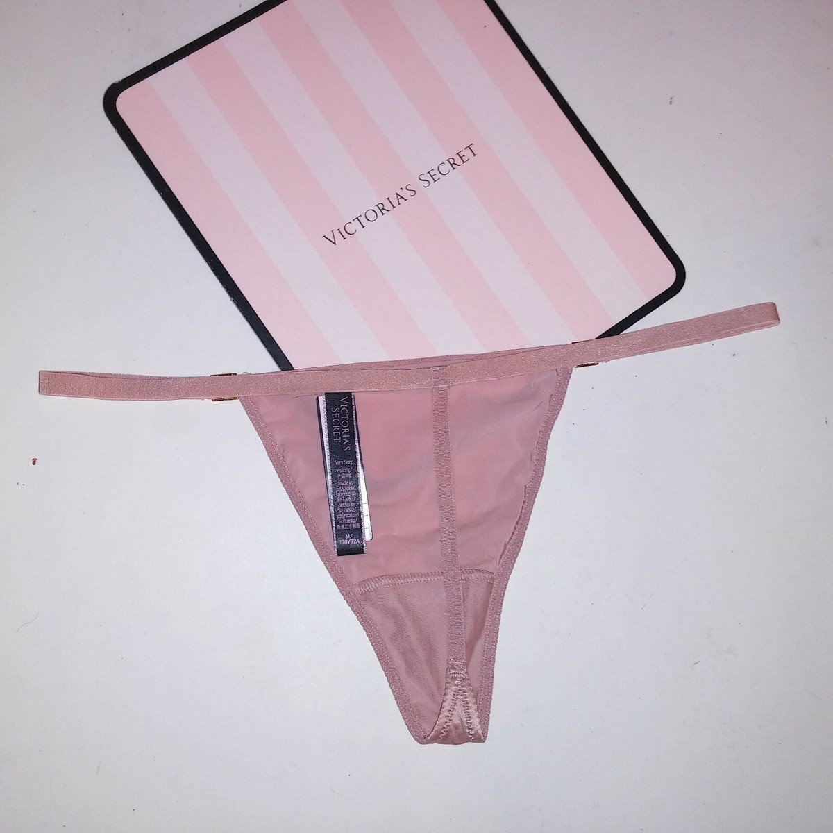 Lot De 100 Culottes Victoria’s Secret Mixtes - Tailles Et Styles Variés, Neuf Avec étiquettes