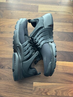 NIKE AIR PRESTO TRIPLE BLACK SIZE WOMEN'S 11 (MEN SIZE