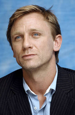 Daniel Craig Self Assignment October 13 2003 London Old Photo 2