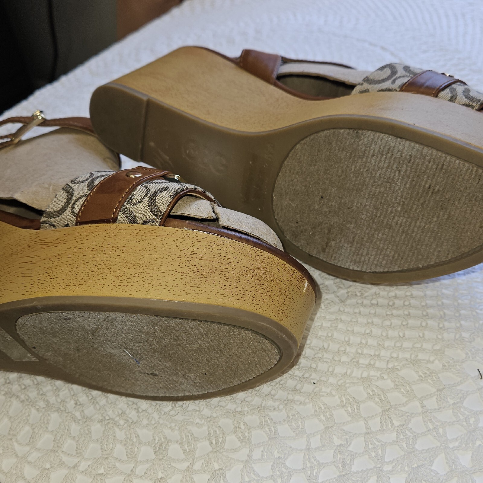 9.5M G By Guess Sandals Beige Logo Wedge Shoes GGDANNA Classy | eBay