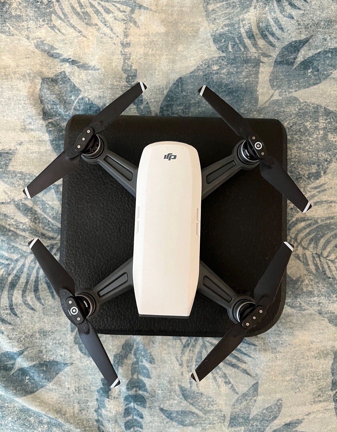 DJI Spark Camera Drone Alpine White with Advanced Features CP.PT.000731-image