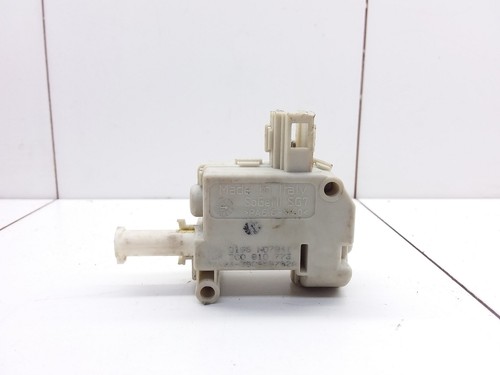 VW PASSAT B6 Stellmotor Zentralverriegelung Y070081N07841 3C0810773 20487782