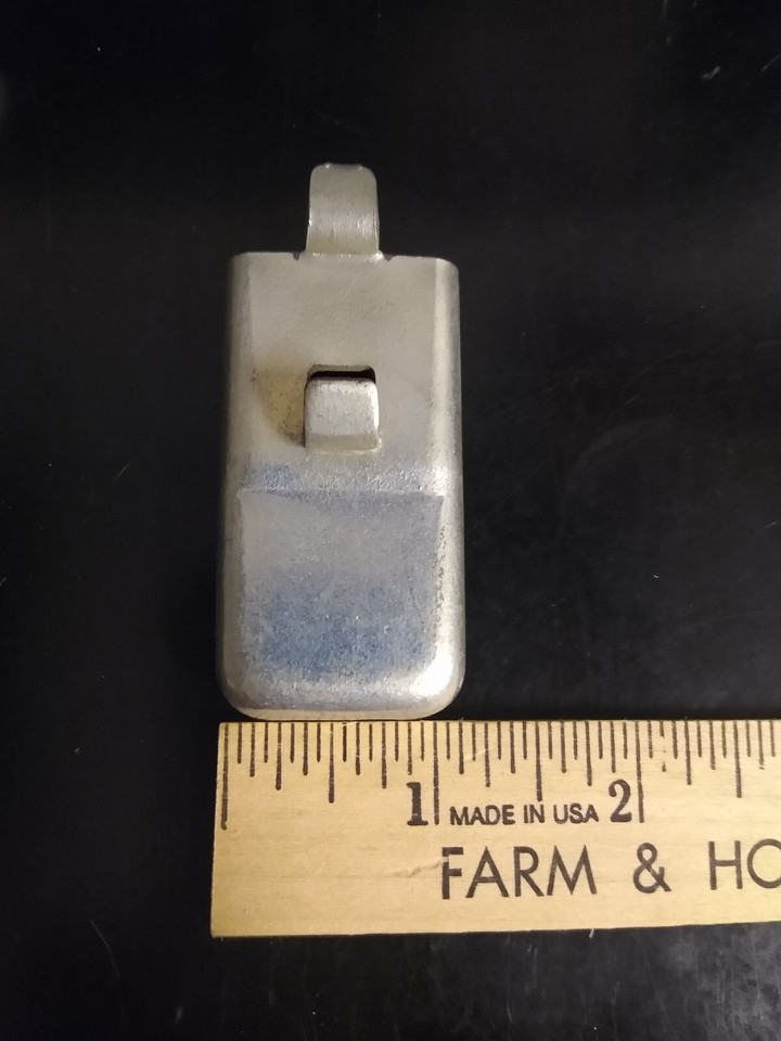 EDSAL METAL INDUSTRIAL STEEL SHELVING CLIPS LOT OF 10 CLIPS eBay