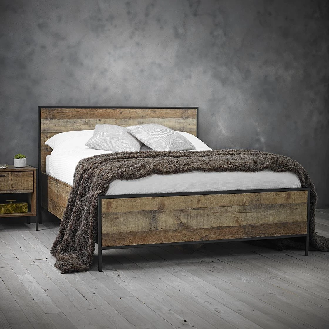 HOXTON 4.6 DOUBLE BED FRAME 4FT6 4 6 SIZE OAK EFFECT INDUSTRIAL STYLE BED
