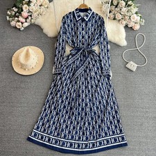 Turn-down Collar Slimming Dress