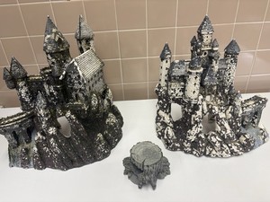 Large Resin  Aquarium Decor Lot - 2 Castles + Tree Stump - Local Pickup Only 