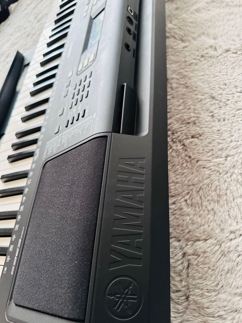 YAMAHA PSR-E363 PORTATONE Electronic Keyboard 61-Key 574-Voice 165