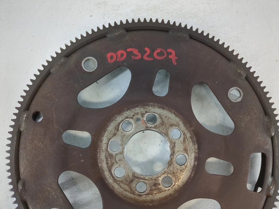 Гибкая пластина маховика коробки передач Chrysler Sebring 2007-2010 годов выпуска ZJ96J - Изображение 2 из 4