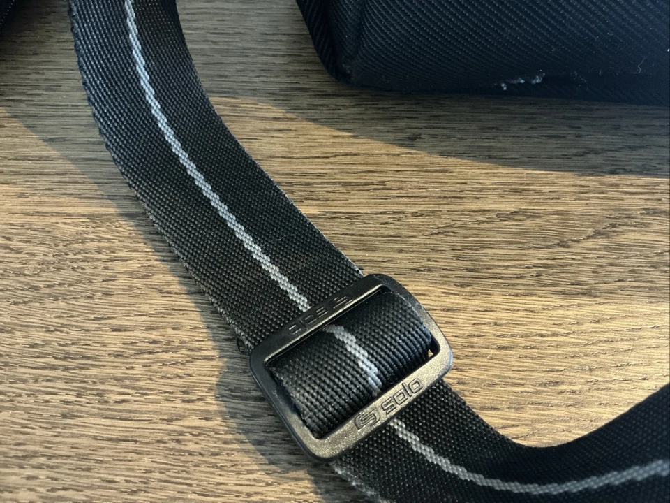 Solo New York Urban Carrying Case Briefcase for Up to 17.3" Laptops - Image 3 of 4