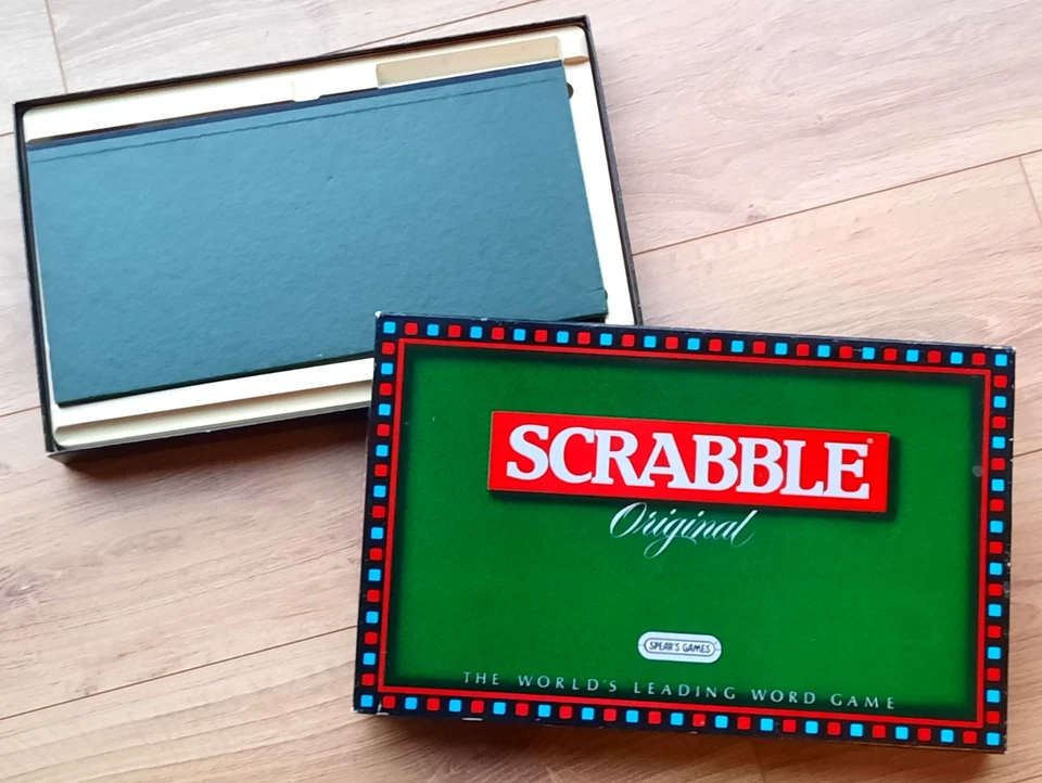 Scrabble Vintage Spear's Original Board Game Family Game 1988 Complete  - Image 4 of 4
