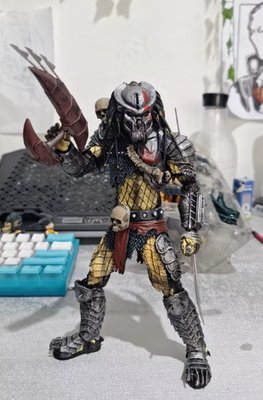 NECA Scar Face Predator Concrete Jungle 7