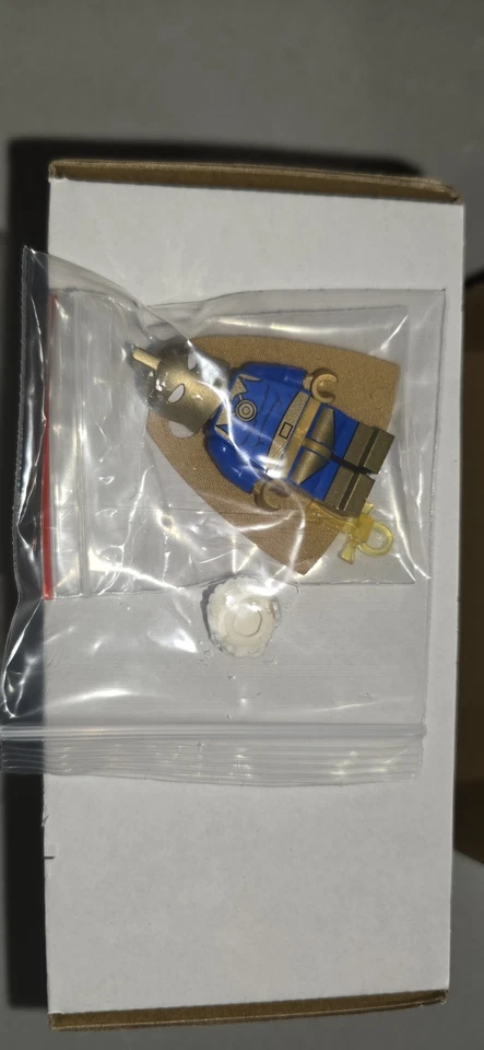 Lego Custom Light Customs Comic The Fate Sorcerer Minifigure – Classic Gold alt - Image 4 of 4