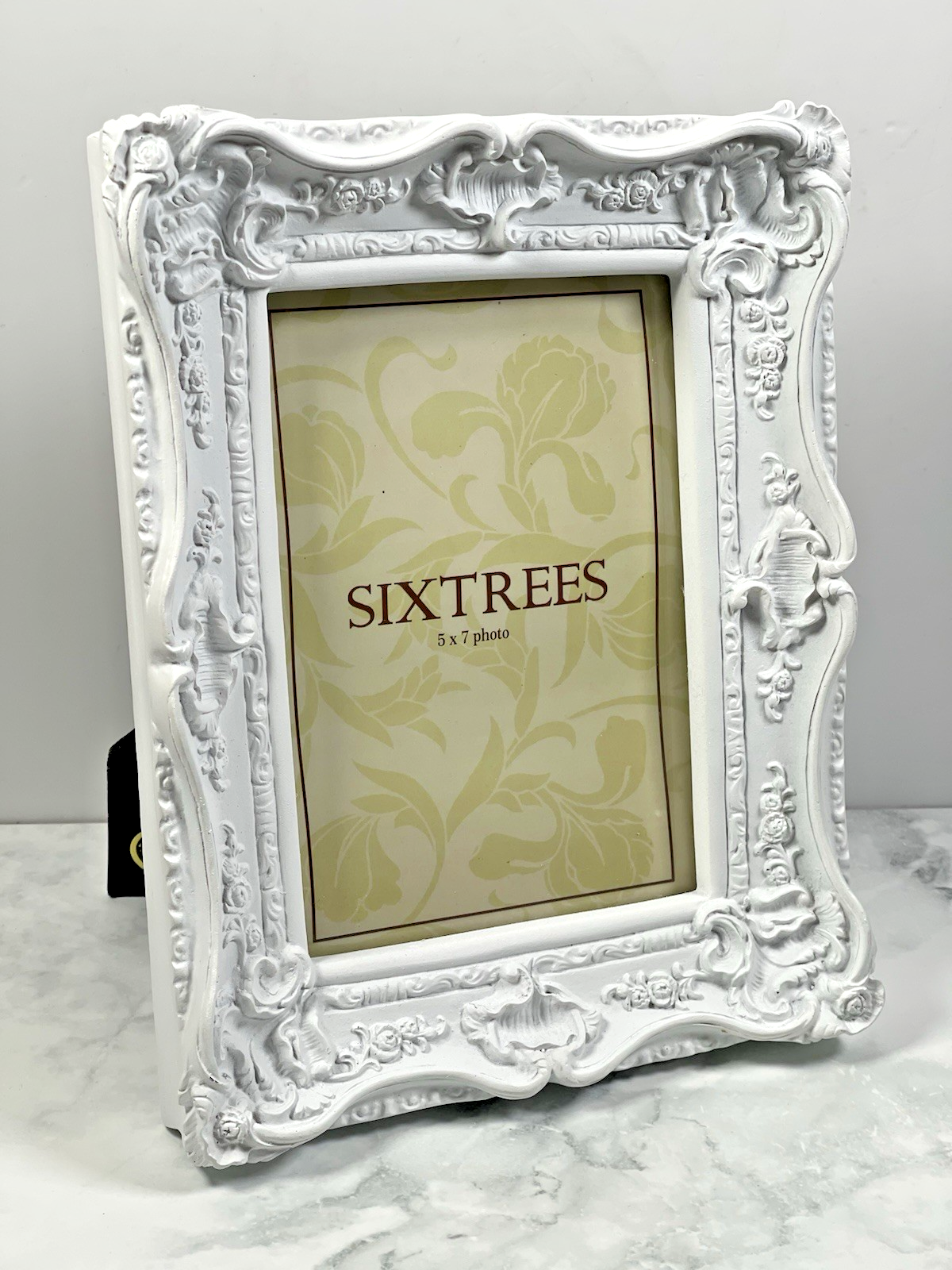 Sixtrees Chelsea Shabby Chic Ornate Swept Vintage White 5x7 inch Photo frame