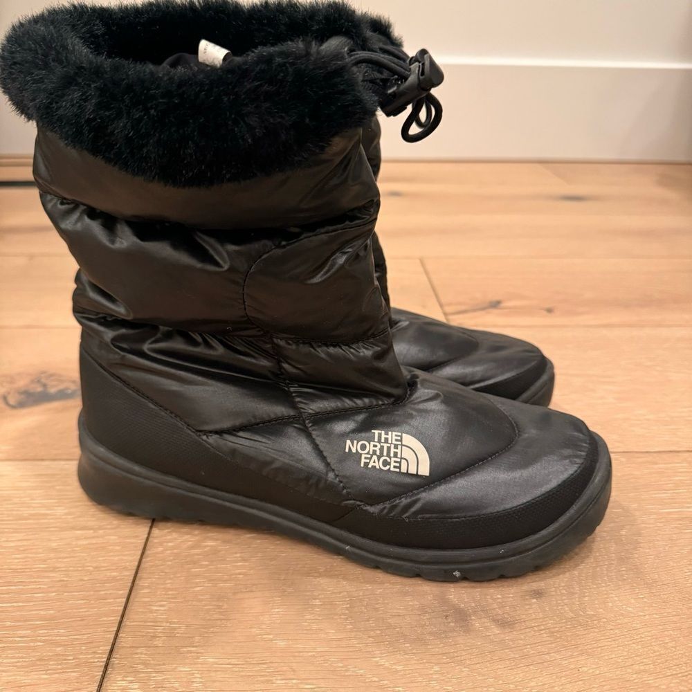 The North Face Nuptse Bootie 9 | eBay