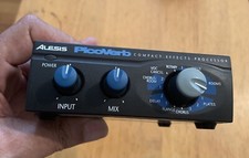ALESIS PICOVERB COMPACT EFFECTS PROCESSOR WITH ORIGINAL POWER SUPPLY.