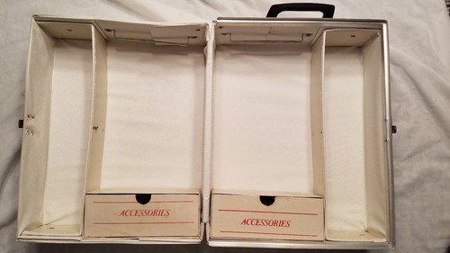 Best 1968 Mod World of Barbie 2 muñecas grandes maletero blanco estuche 1004 - Imagen 8 de 12