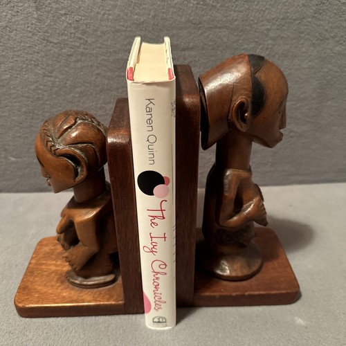 The Ivy Chronicles A Novel By Karen Quinn 2005 Hardcover/ Dust Jacket - Picture 2 of 9