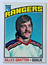 1976-77 Topps Hockey Gilles Gratton EXMT ( light gum stain backside) #28