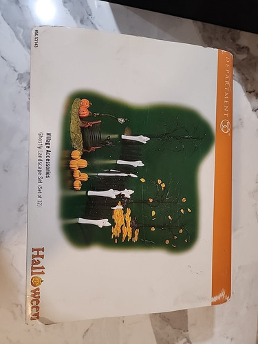 New Dept 56 Halloween Ghostly Landscape Set of 12 #53143