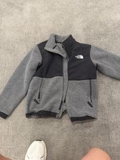 The North Face Denali Boys Fleece Jacket Gray Black M Full Zip Insulated