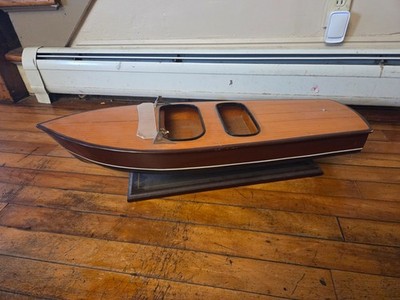 Vintage  Chris-Craft runabout speedboat Display model Large size 30 1/2''