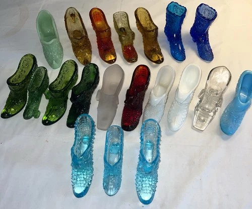Lot of 20 Glass Slippers mix of Fenton and Unknown