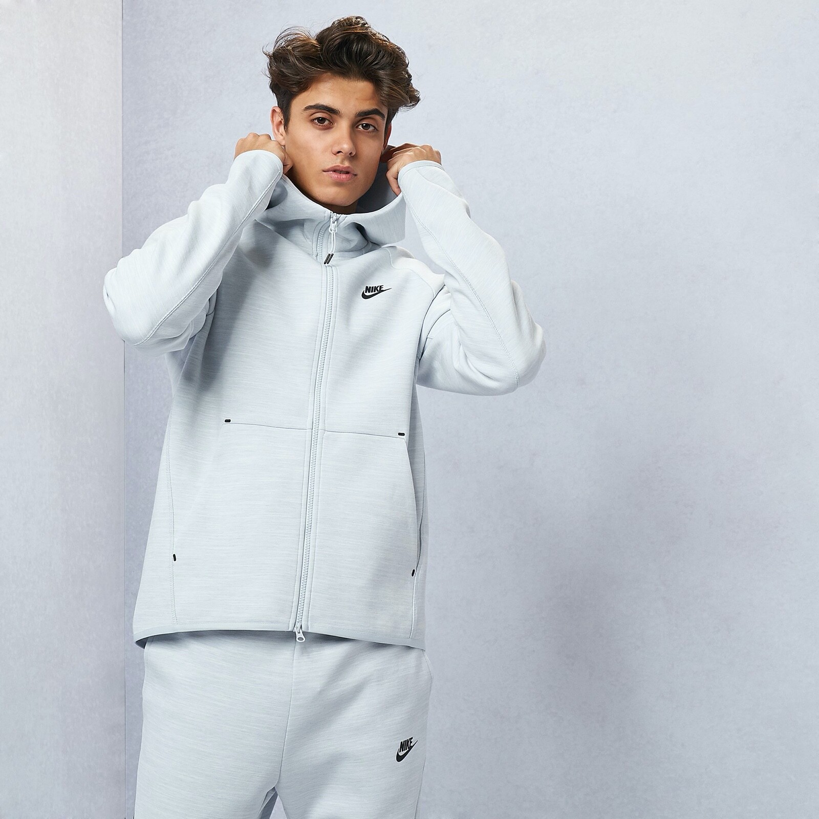 nike sportswear tech fleece windrunner