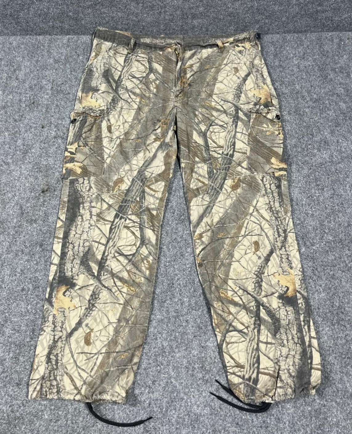 Realtree Men's XL Beige Hardwoods Camo Cargo Hunting Pants