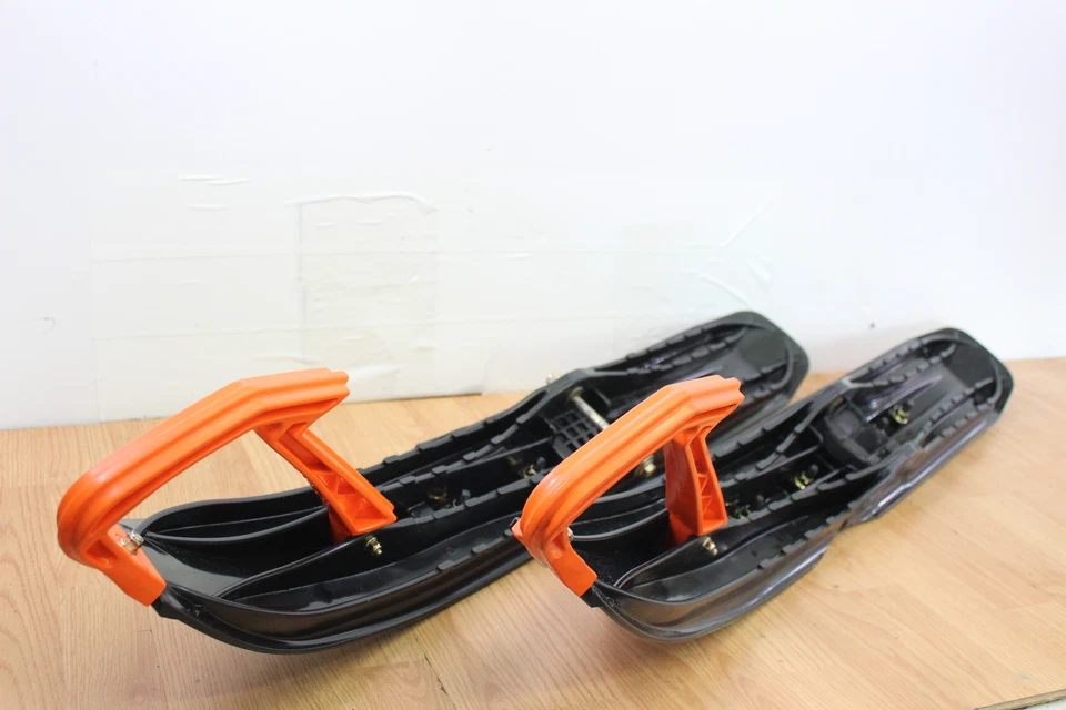 2018 ARCTIC CAT M8000 SNO PRO 153IN Skis - Image 2 of 4