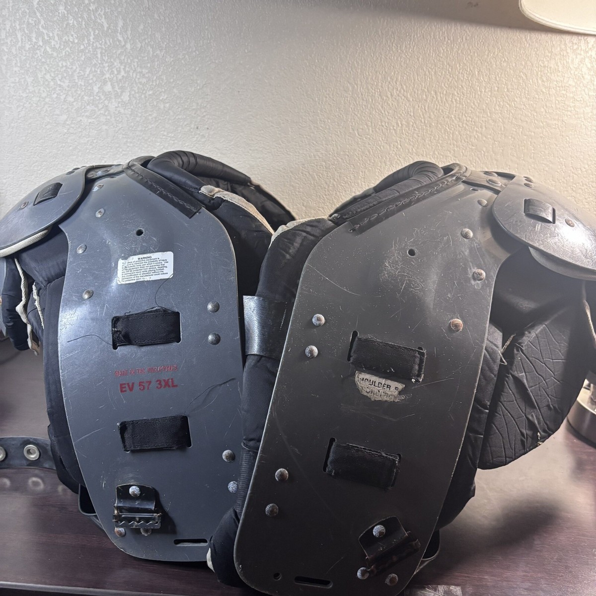 Riddell Evolution Flat Series EV 57 3XL Football Shoulder Pads | eBay