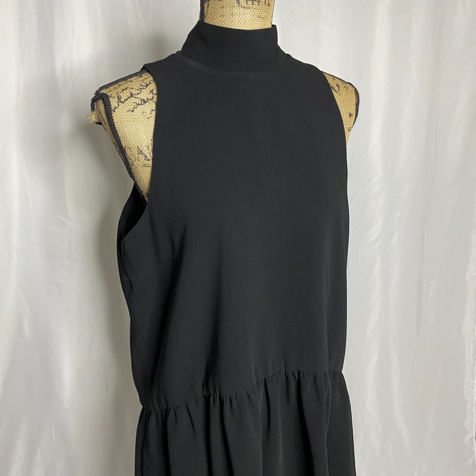 Elizabeth and James Trisha Dress L Black Sleevele… - image 3