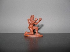 MPC Ringhand Cowboy w/Beard Kneeling in Brown Plastic 1960s