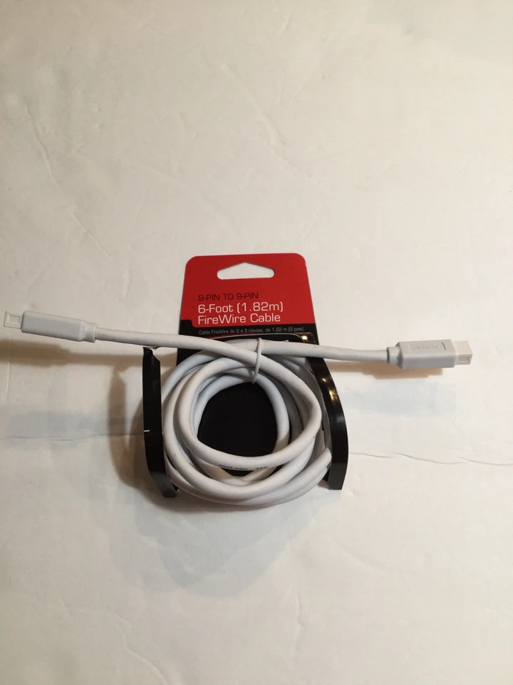 RadioShack GIGAWARE 6 FOOT FIREWIRE CABLE 9-PIN TO 9-PIN 1500010 - Image 2 of 3