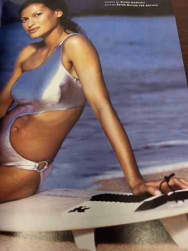DANIELA PESTOVA Autograph Signed Winter 2000 SPORTS ILLUSTRATED SWIMSUIT ISSUE - Picture 8 of 12