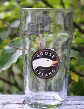 NEW GOOSE ISLAND BEER COMPANY 1 PINT BEER GLASS