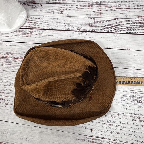 Vintage HUSH PUPPIES HAT SUEDE Feather Band Made in USA Super Condition Size M - Picture 10 of 13