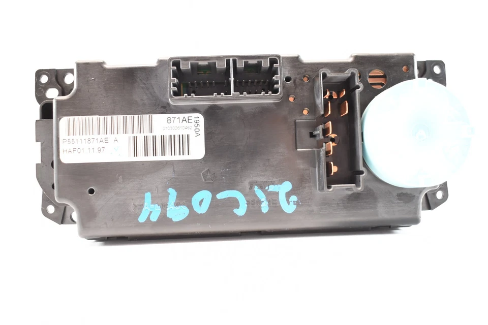 CHARGER 300 Climate Control Module Panel HVAC AC TEMPERATURE Switch P55111871AE - Image 4 of 4